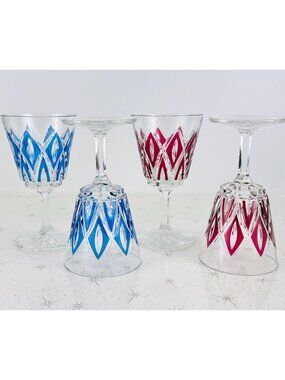 Set of 4 vintage 50s wine glasses, VCM Reims French cups, Harlequin pattern, 6"